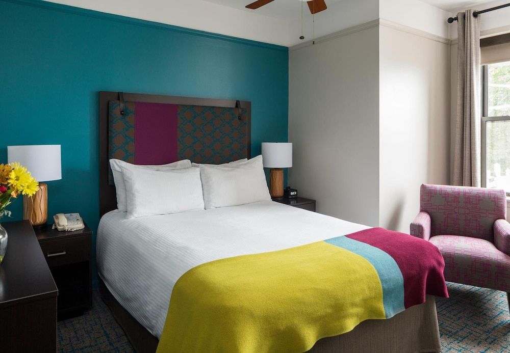 undefined City Suites Hotel 9