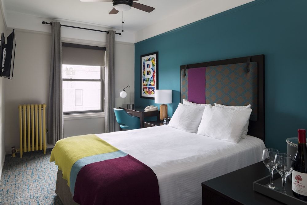 undefined City Suites Hotel 8