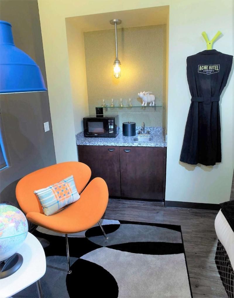 undefined ACME Hotel Chicago, Outset Collection by Hilton 8