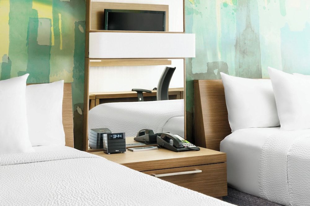 Room, Multiple Beds