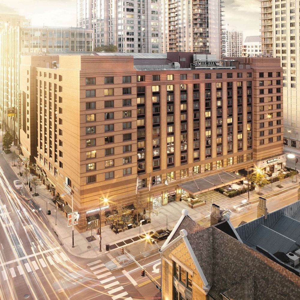 undefined Embassy Suites by Hilton Chicago Downtown River North 6
