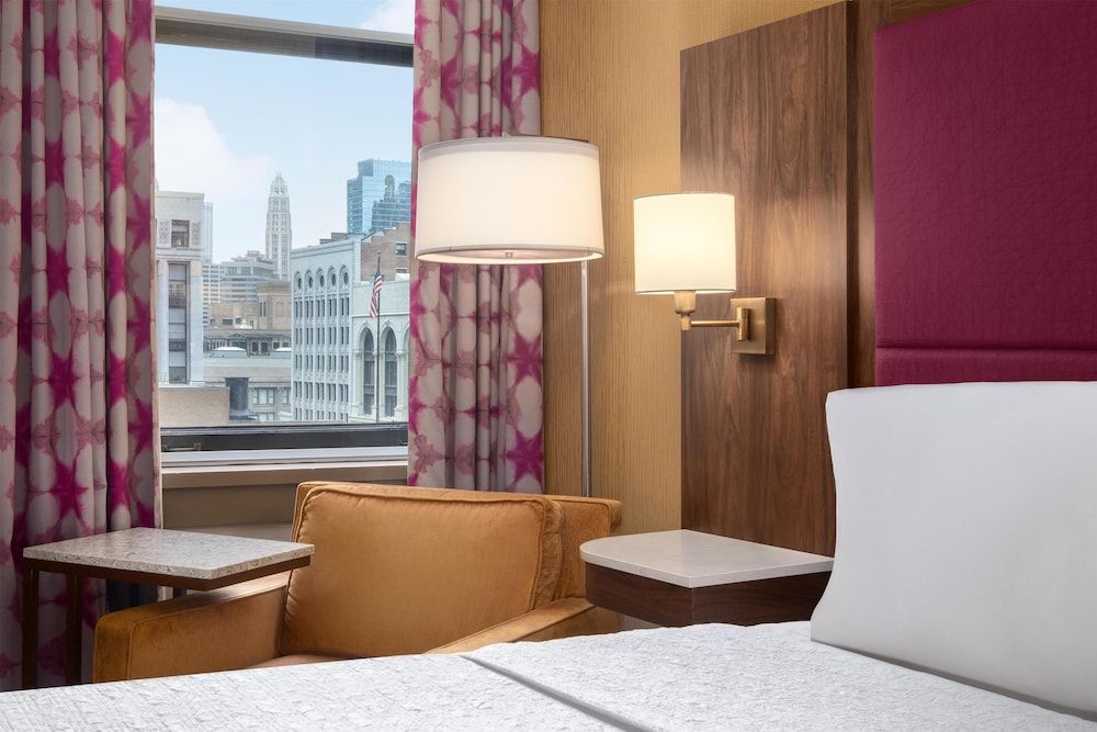 undefined Hampton Inn Majestic Chicago Theatre District 8
