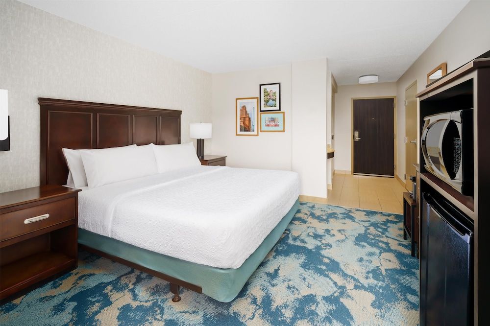 Hampton Inn by Hilton Chicago-Midway Airport Room, 1 King Bed, Accessible, Non Smoking