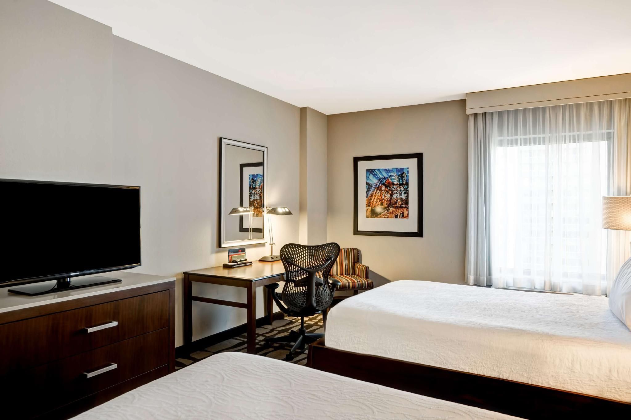 undefined Hilton Garden Inn Chicago Downtown/Magnificent Mile 9