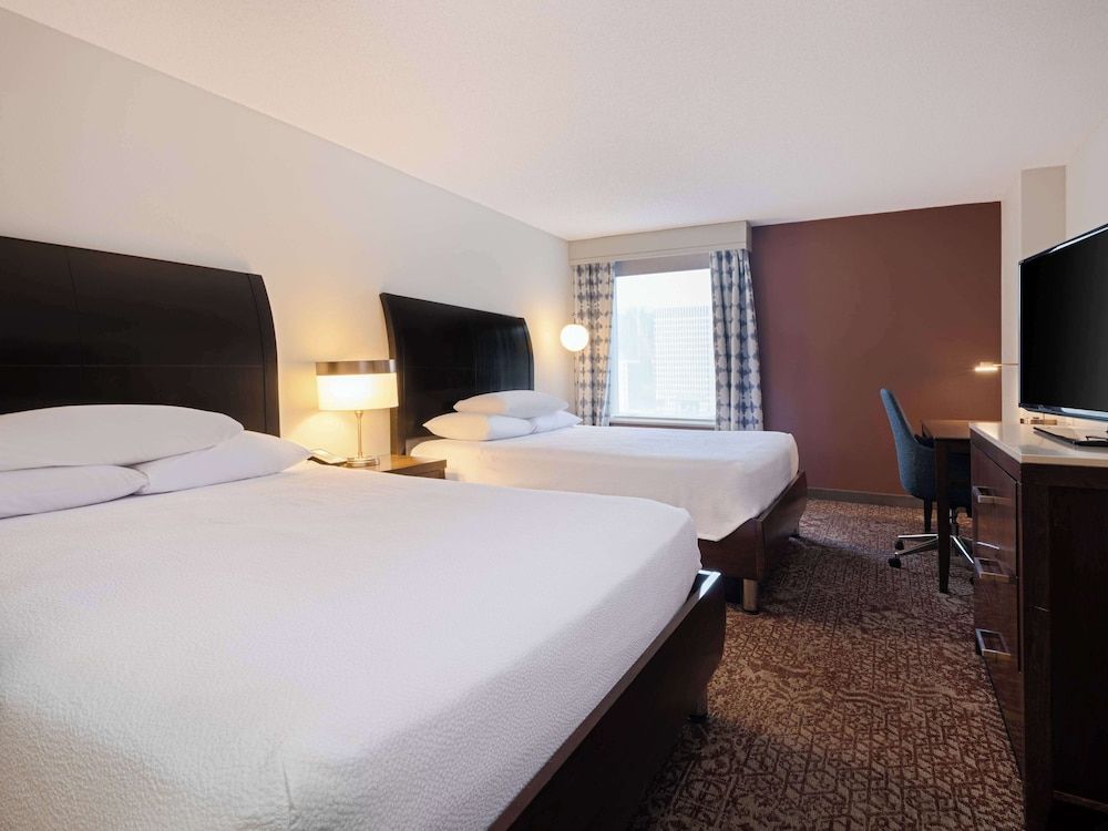 undefined Hilton Garden Inn Chicago Downtown/Magnificent Mile 9