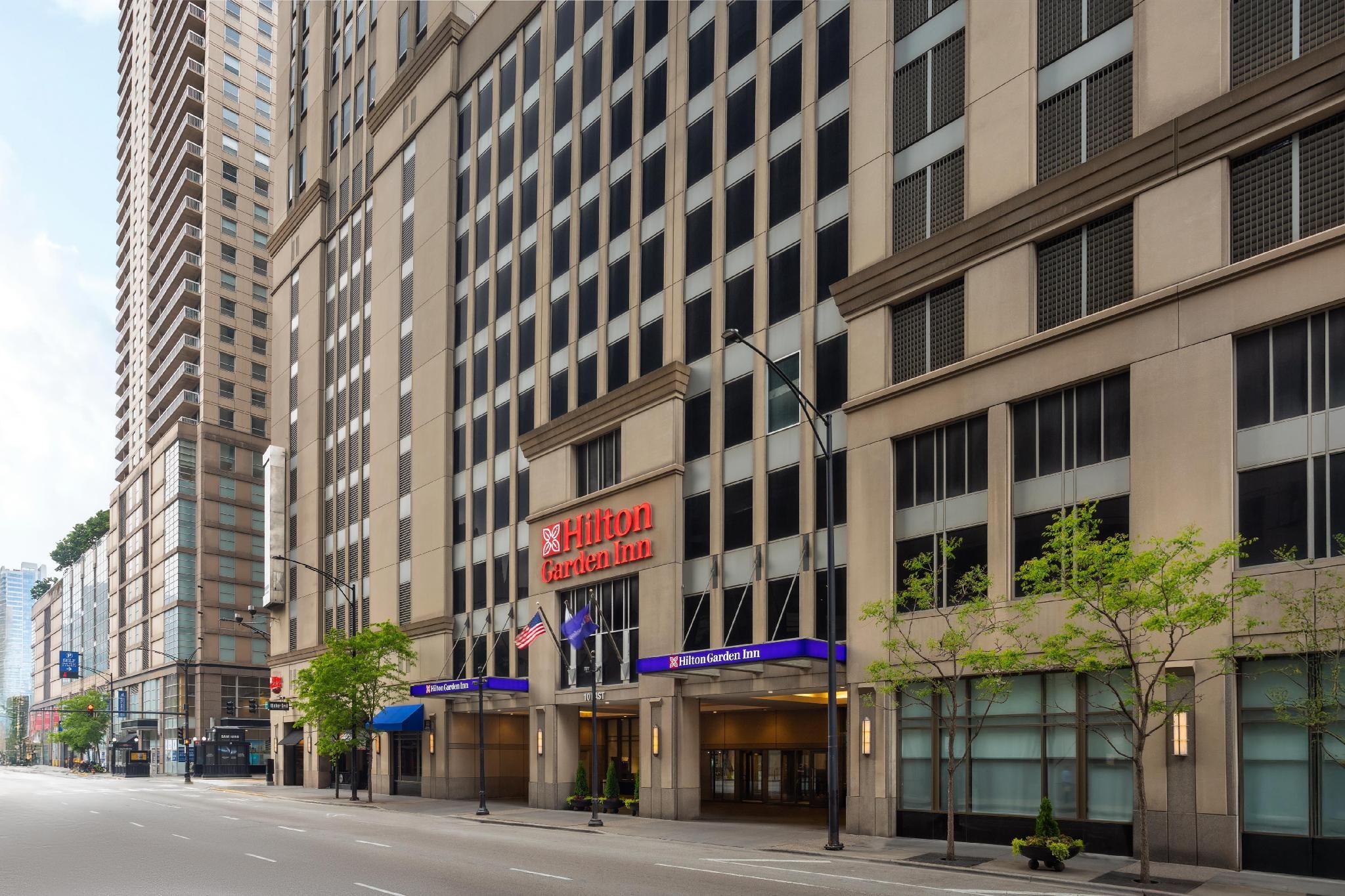 undefined Hilton Garden Inn Chicago Downtown Magnificent Mile