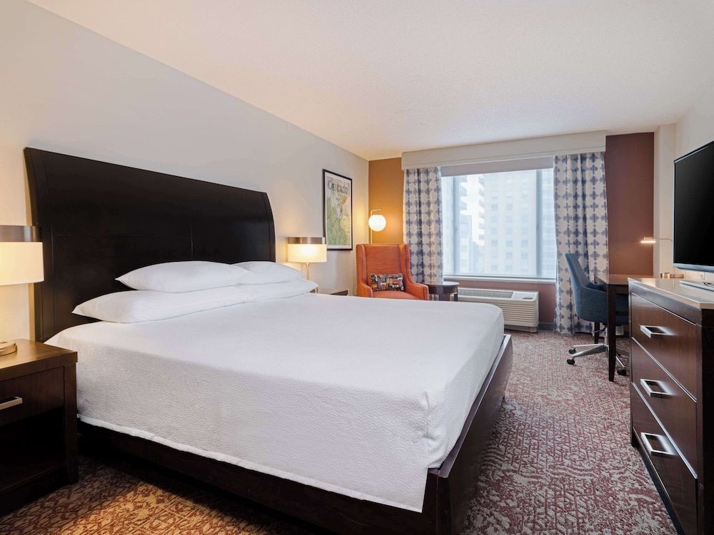 undefined Hilton Garden Inn Chicago Downtown/Magnificent Mile 4