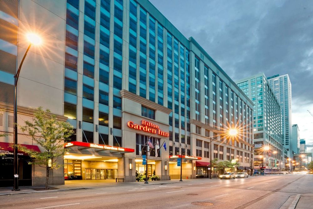 undefined Hilton Garden Inn Chicago Downtown/Magnificent Mile 5