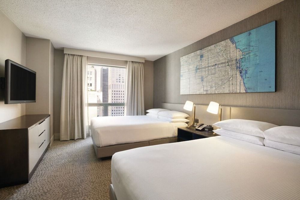 Hilton Chicago/Magnificent Mile Suites Suite, 2 Double Beds, Non Smoking