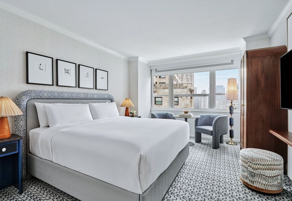 undefined InterContinental Chicago Magnificent Mile by IHG 9