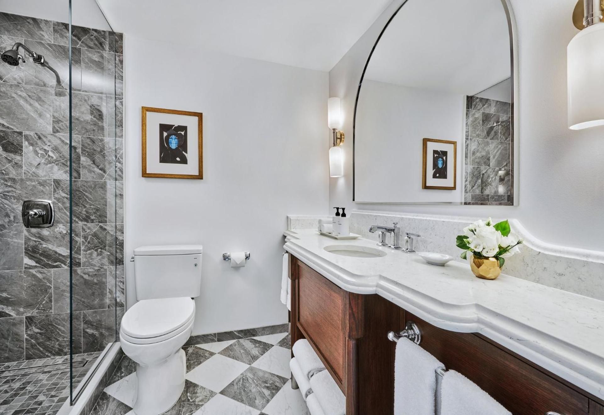 1 King Classic City View Grand Tower