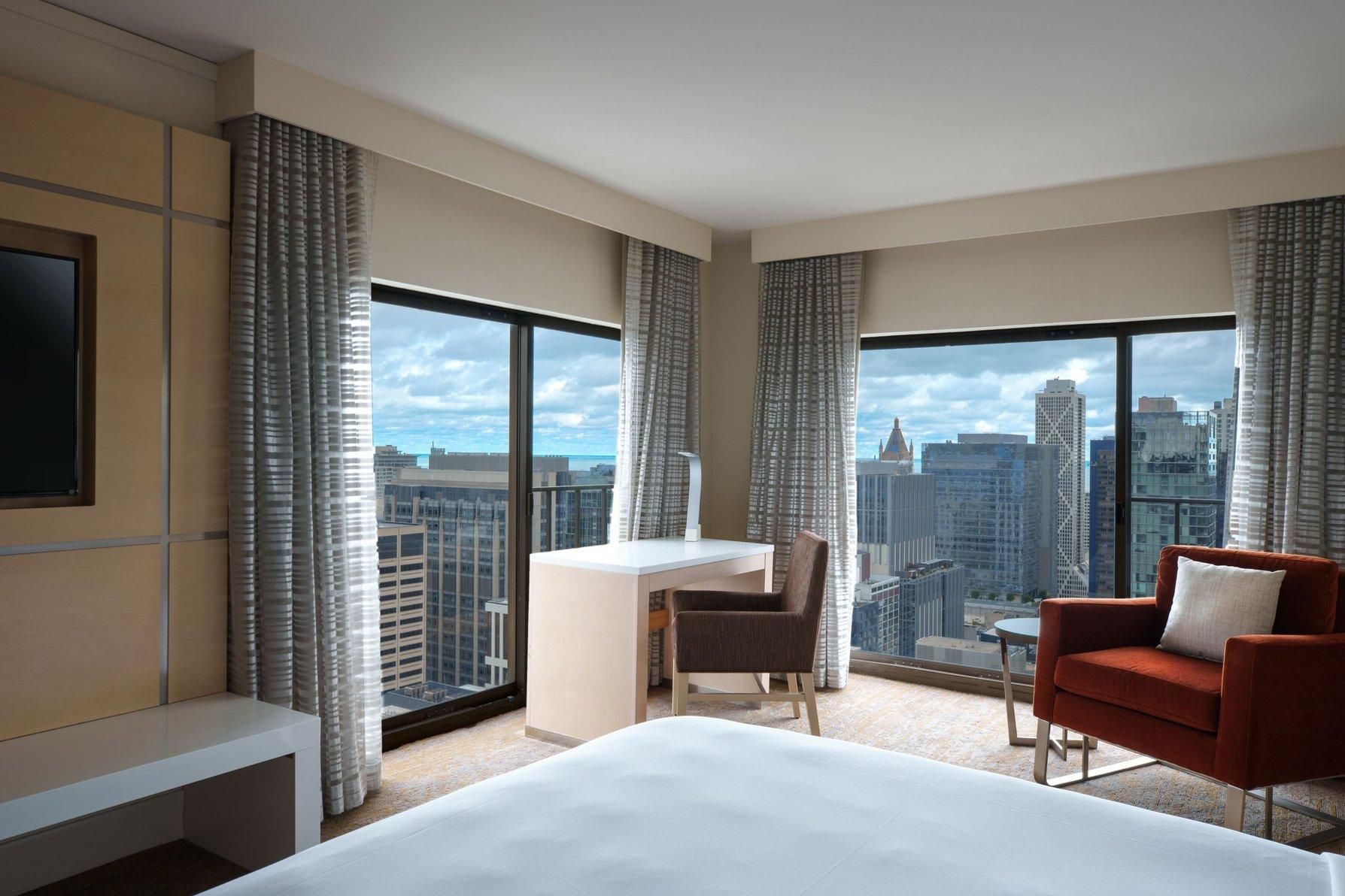 City View 1 King, Guest room, 1 King, City view, High floor