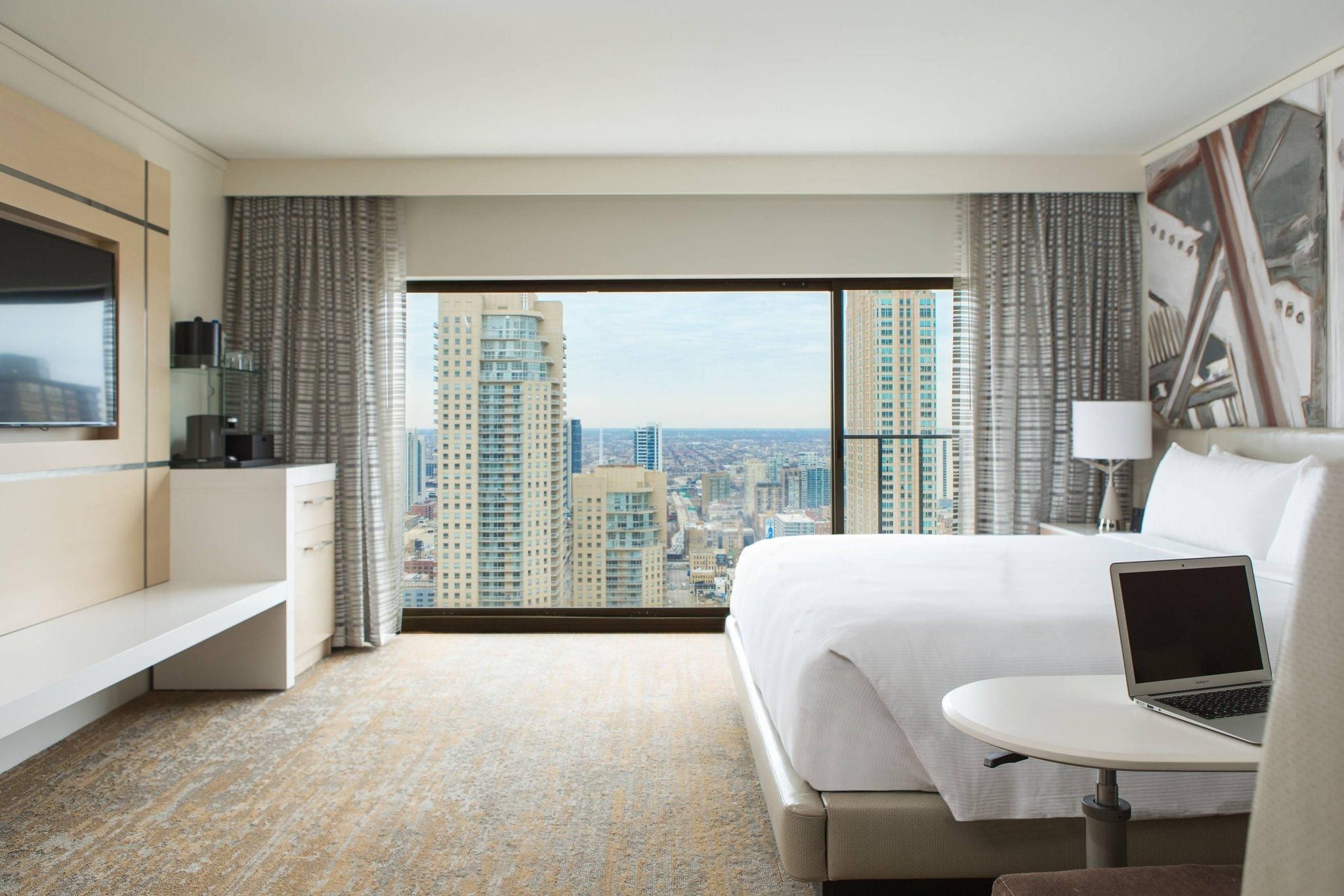 1 King Bed, Guest room, 1 King