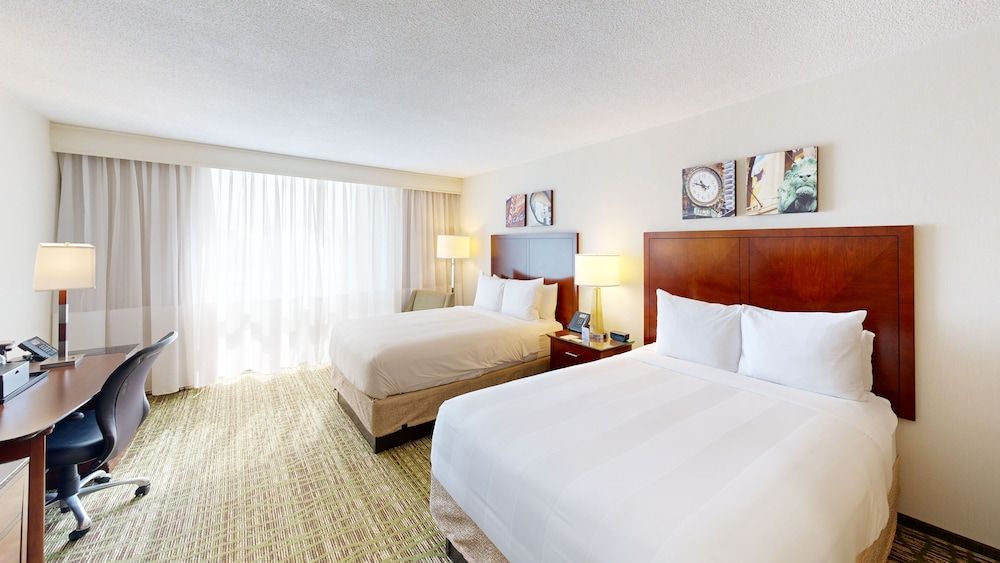 undefined Marriott Chicago O'Hare 6