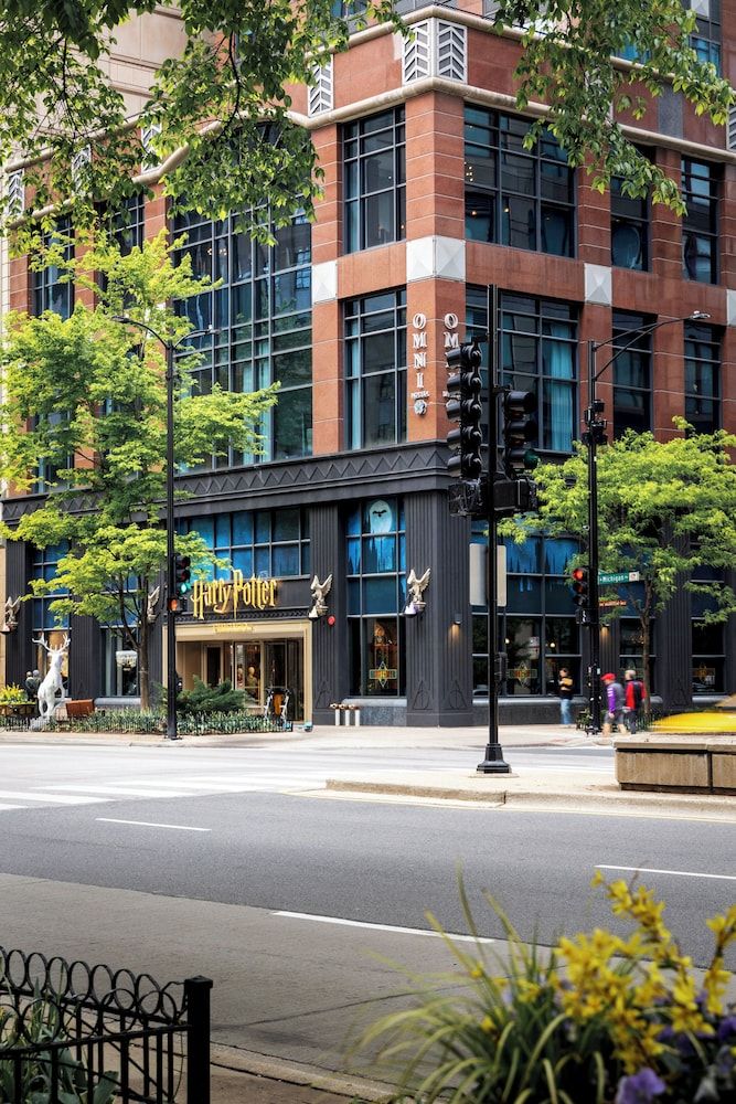 undefined Omni Chicago Hotel 7