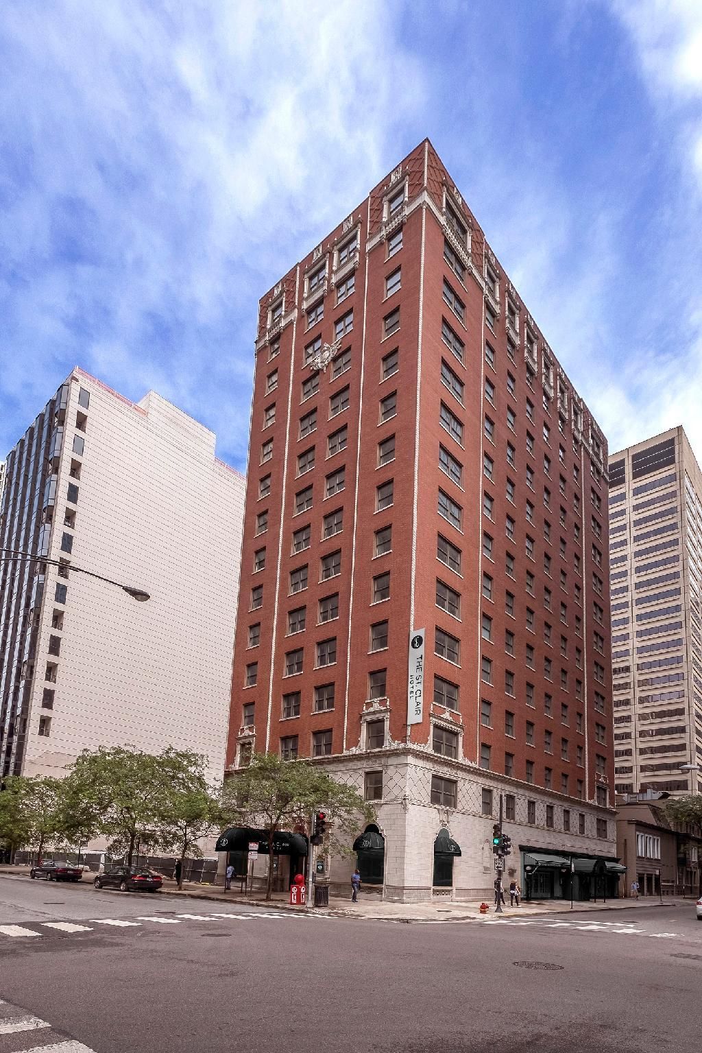 undefined The Saint Clair Hotel - Magnificent Mile