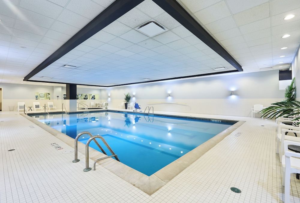 undefined Renaissance Chicago O'Hare Suites Hotel