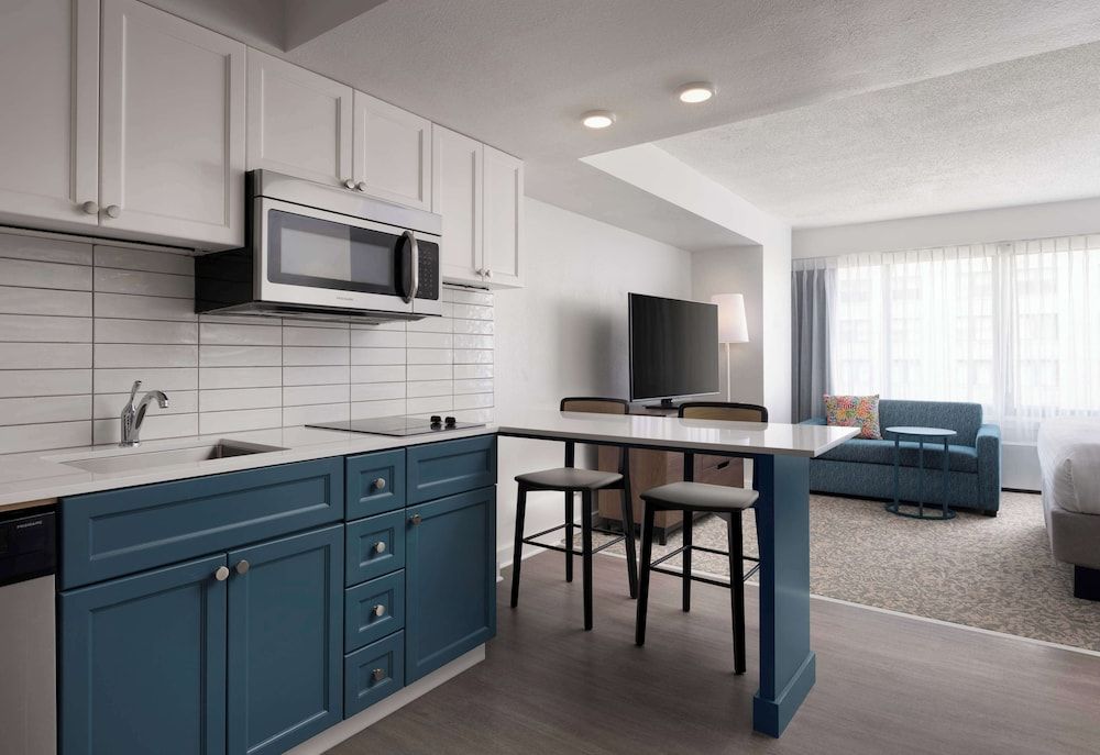 Sonesta ES Suites Chicago Downtown Magnificent Mile - Medical Studio, 1 King Bed with Sofa bed (Studio Suite King) 6