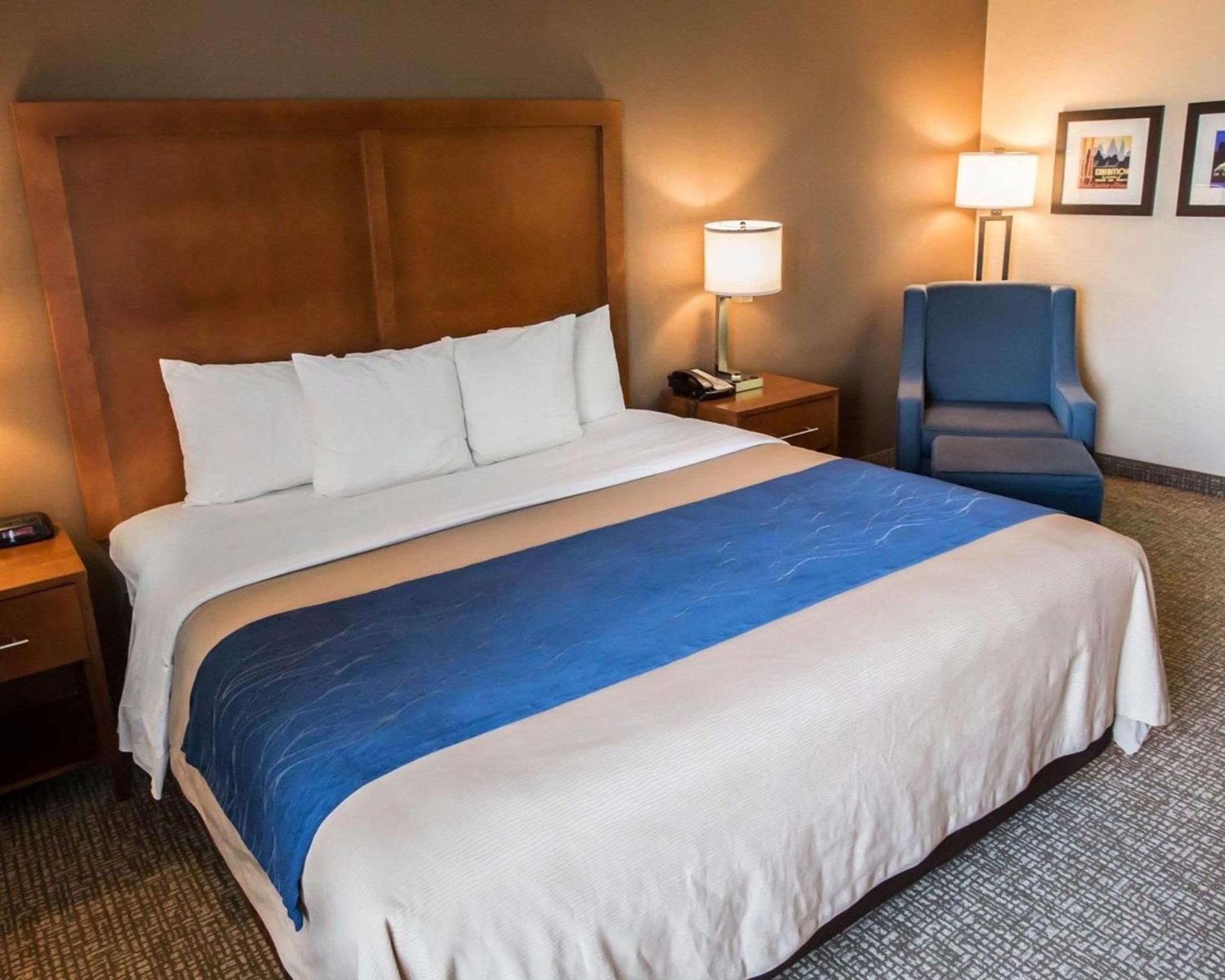 1 King Bed,No smoking, Accessible