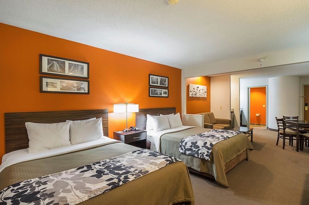 Suite, Multiple Beds, Non Smoking
