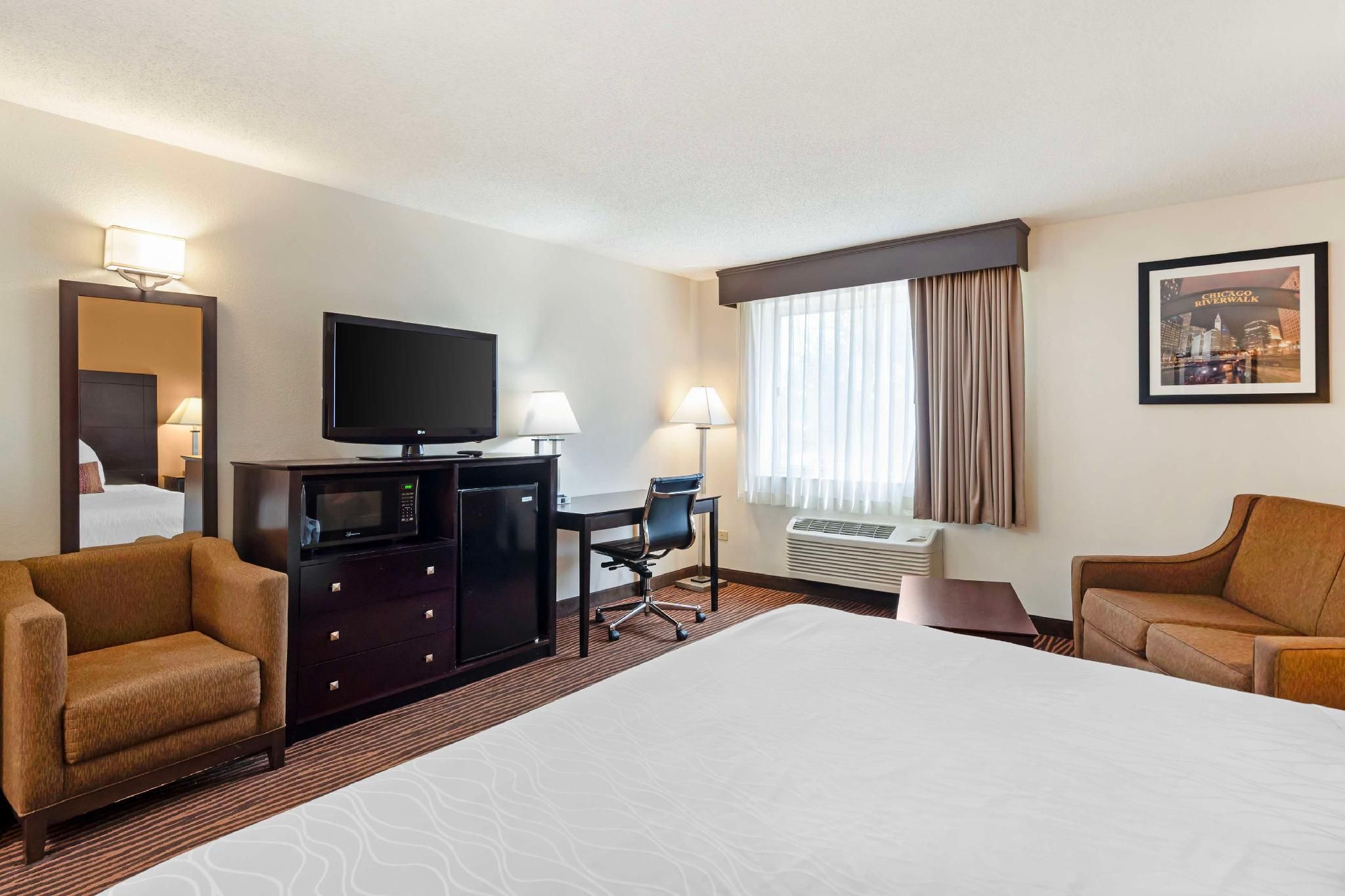 Best Western Des Plaines/O’Hare 1 King Bed, Nonsmoking, Sofabed