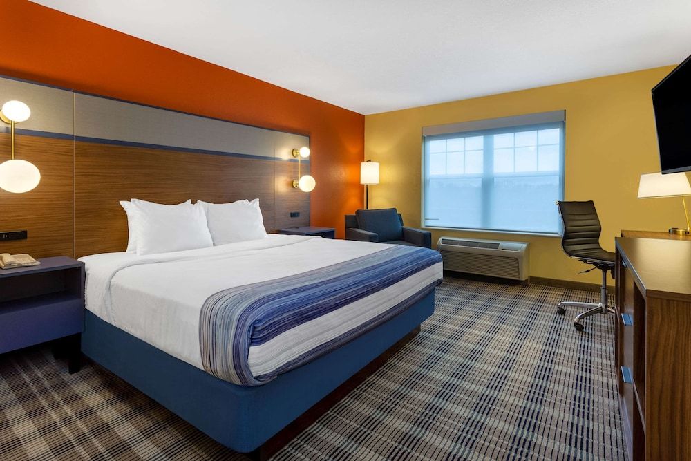 Room, 1 King Bed, Non Smoking