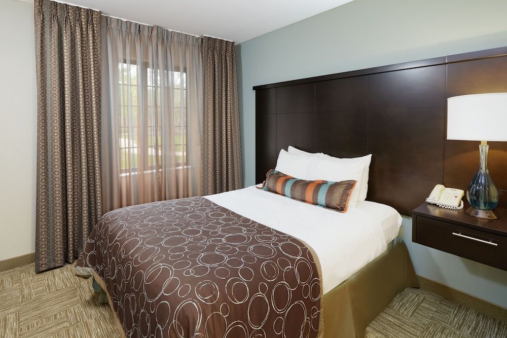Suite, 1 Bedroom, Accessible, Kitchen (Access Tub)