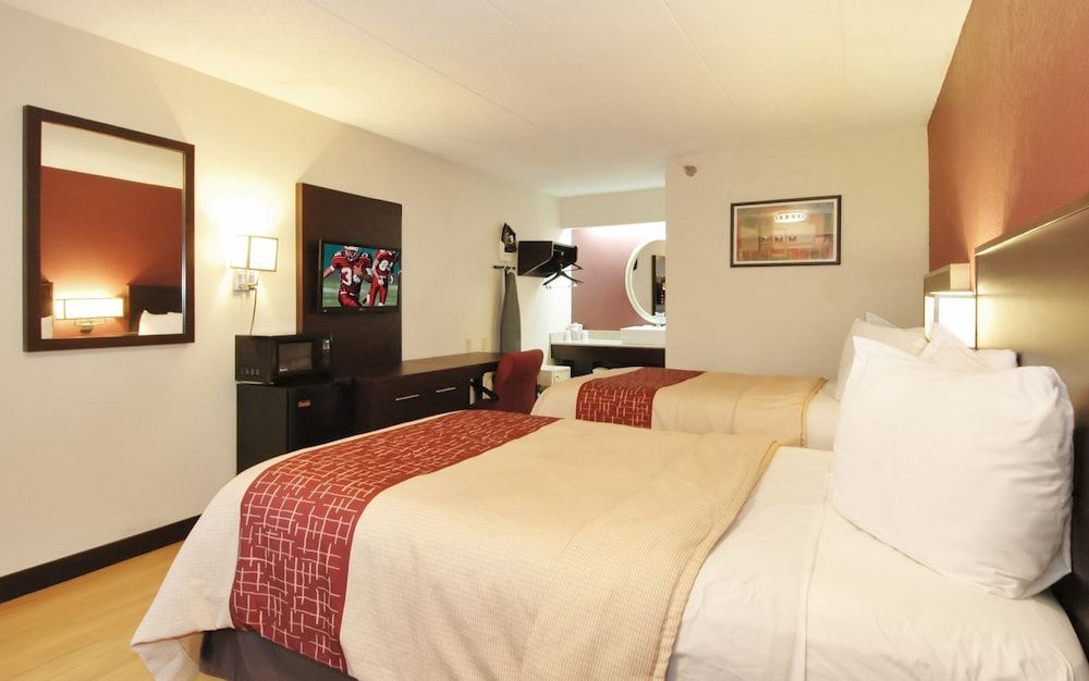 Deluxe Room, 2 Double Beds, Accessible (Smoke Free)