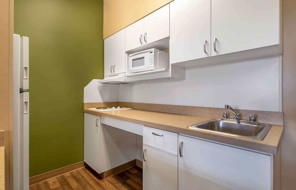 Extended Stay America Suites Chicago Itasca Studio, 1 Queen Bed, Non Smoking 6