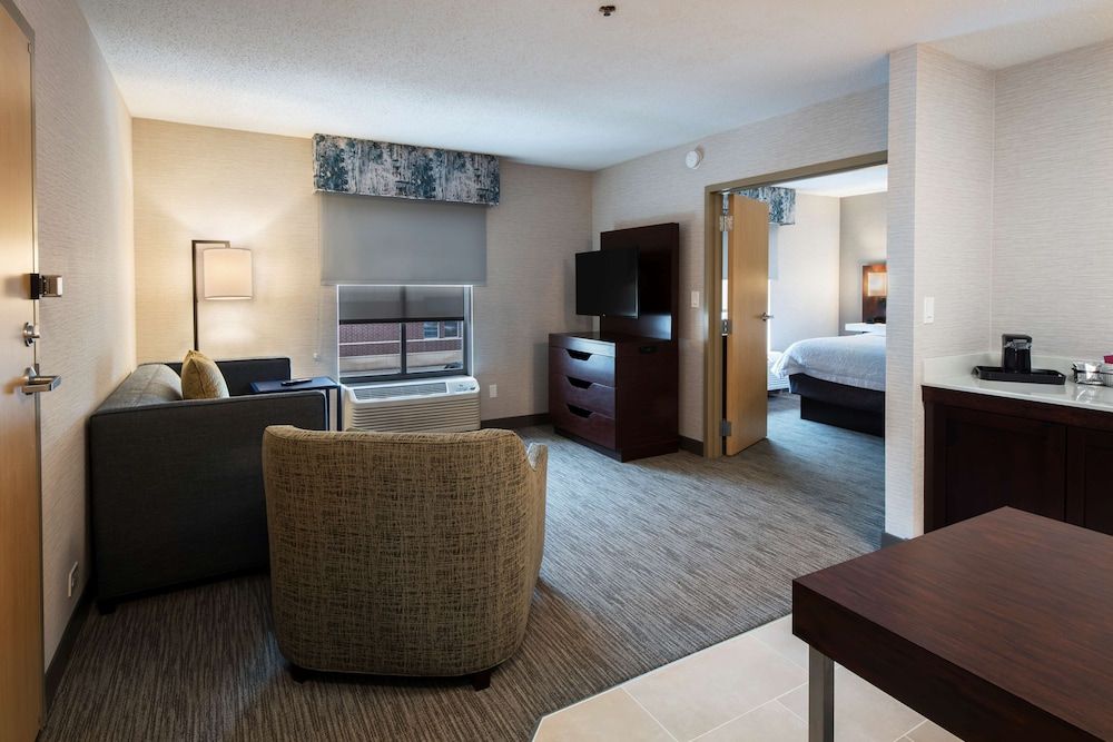 King Suite, Room