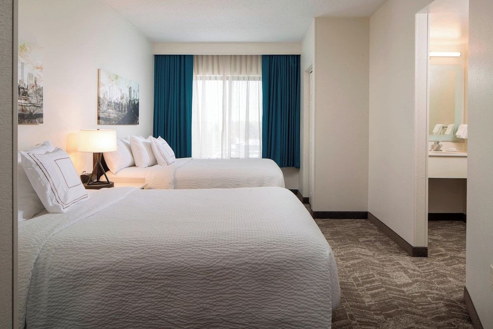 Suite, 2 Double Beds (Mobility/Hearing Accessible, Tub)