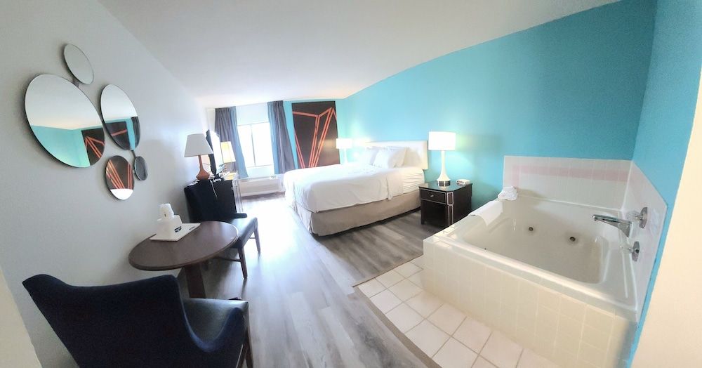 Studio Suite, 1 King Bed, Non Smoking