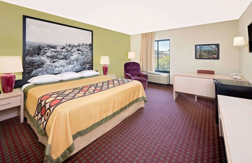 Standard Room, 1 King Bed, Non Smoking
