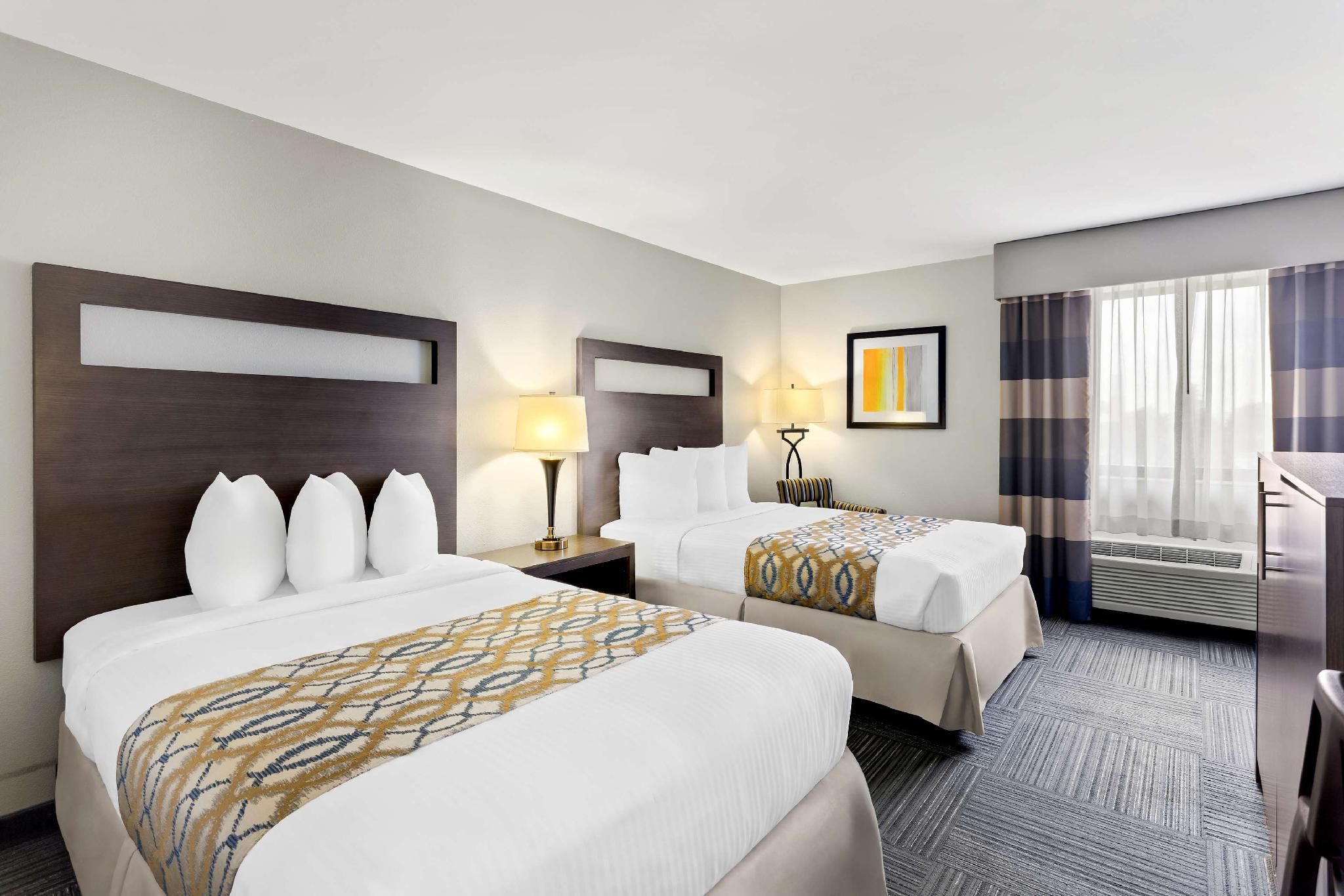 Accessibility - 2 Double, Bathtub, Smoking Room