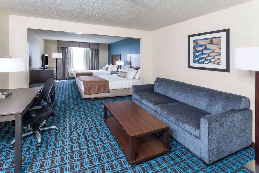 Deluxe Room, 2 Queen Beds, Non Smoking