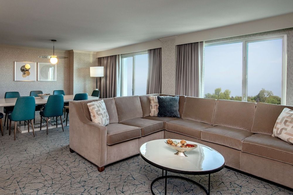 Presidential Suite, 1 King Bed (With Parlor)