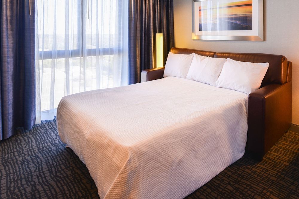 Suite, 1 Bedroom (Living Area & Add'l Half Bath)