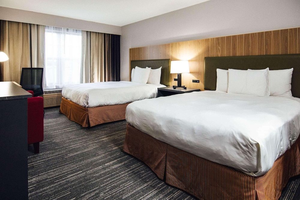 Room, 2 Queen Beds, Non Smoking