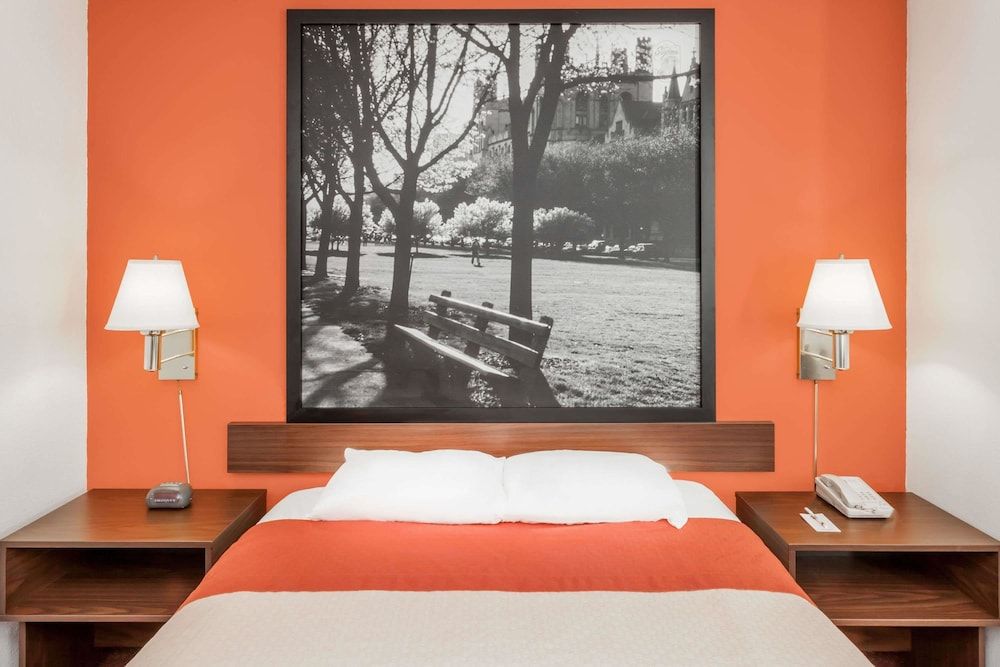 Room, 1 Queen Bed, Accessible, Non Smoking (Mobility)