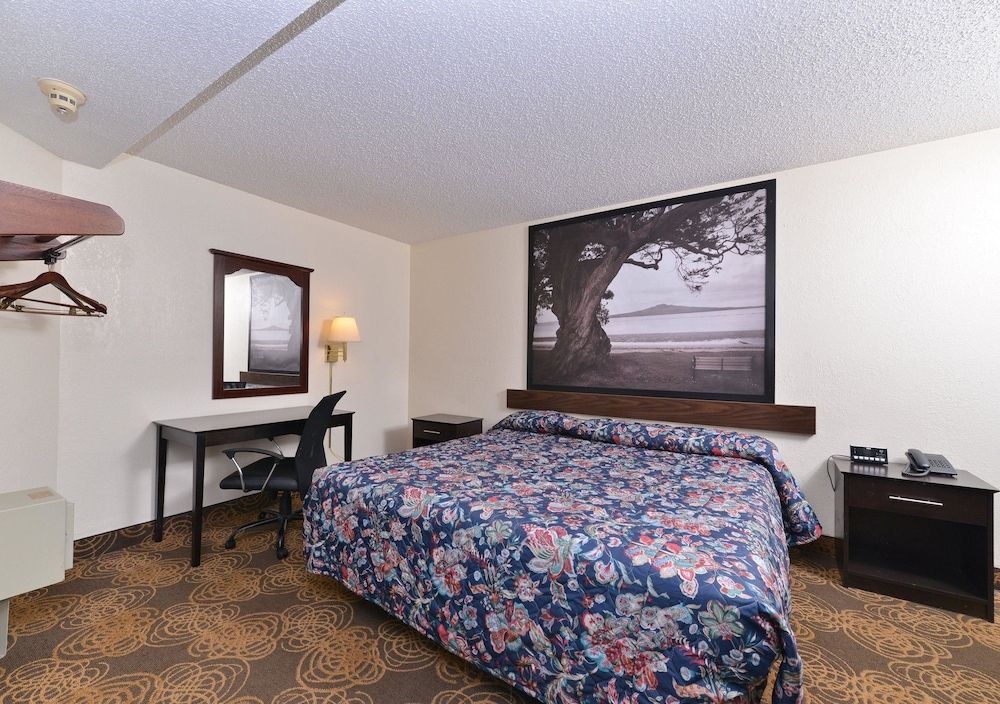 Standard Room, 1 Queen Bed, Non Smoking