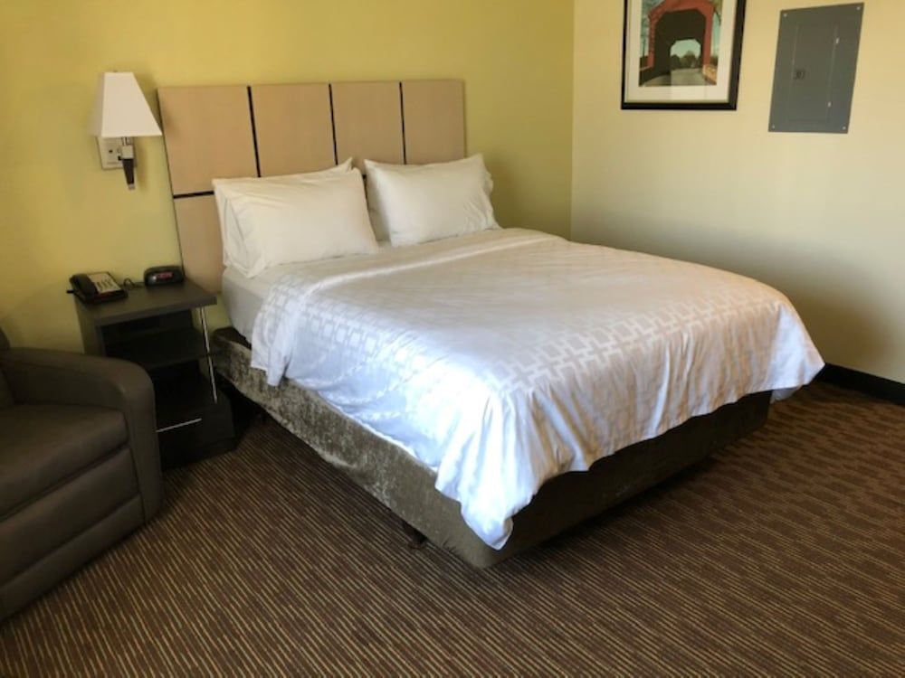 Studio Suite, 1 Queen Bed