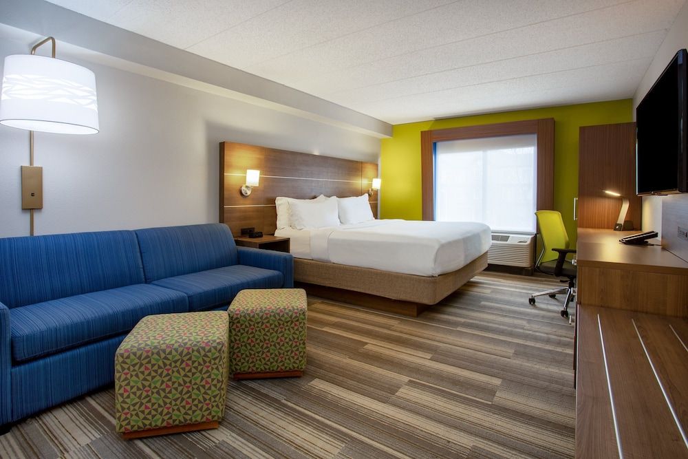 Suite, 1 King Bed (Additional Living Area)