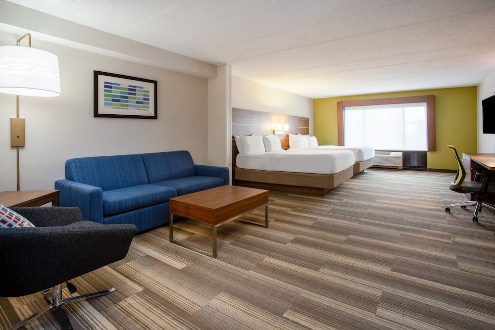 Standard Room, 2 Queen Beds (Extra Floor Space)