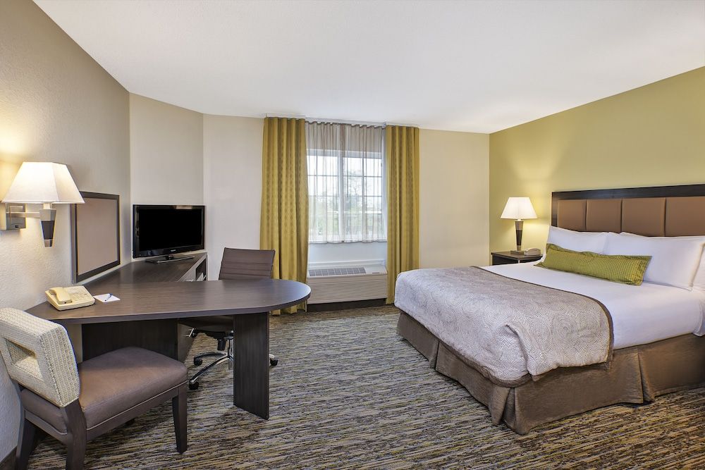 Studio Suite, 1 Queen Bed