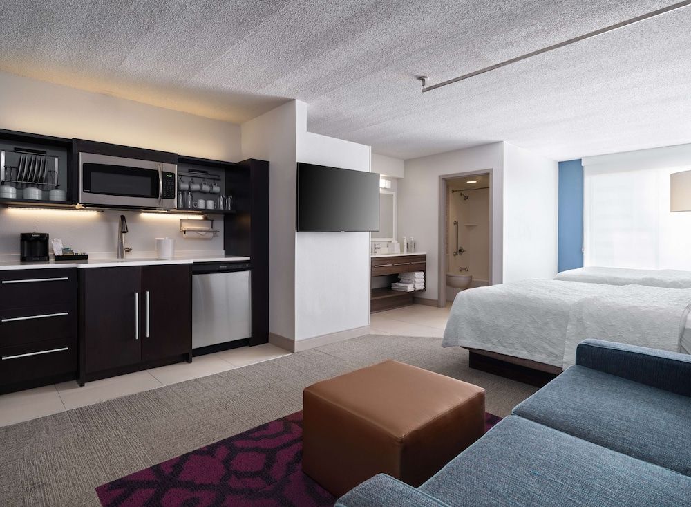 Studio, 2 Queen Beds, Accessible (Hearing)