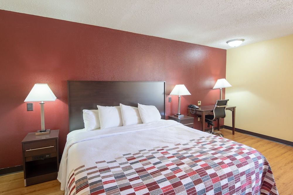Suite, 1 King Bed, Non Smoking