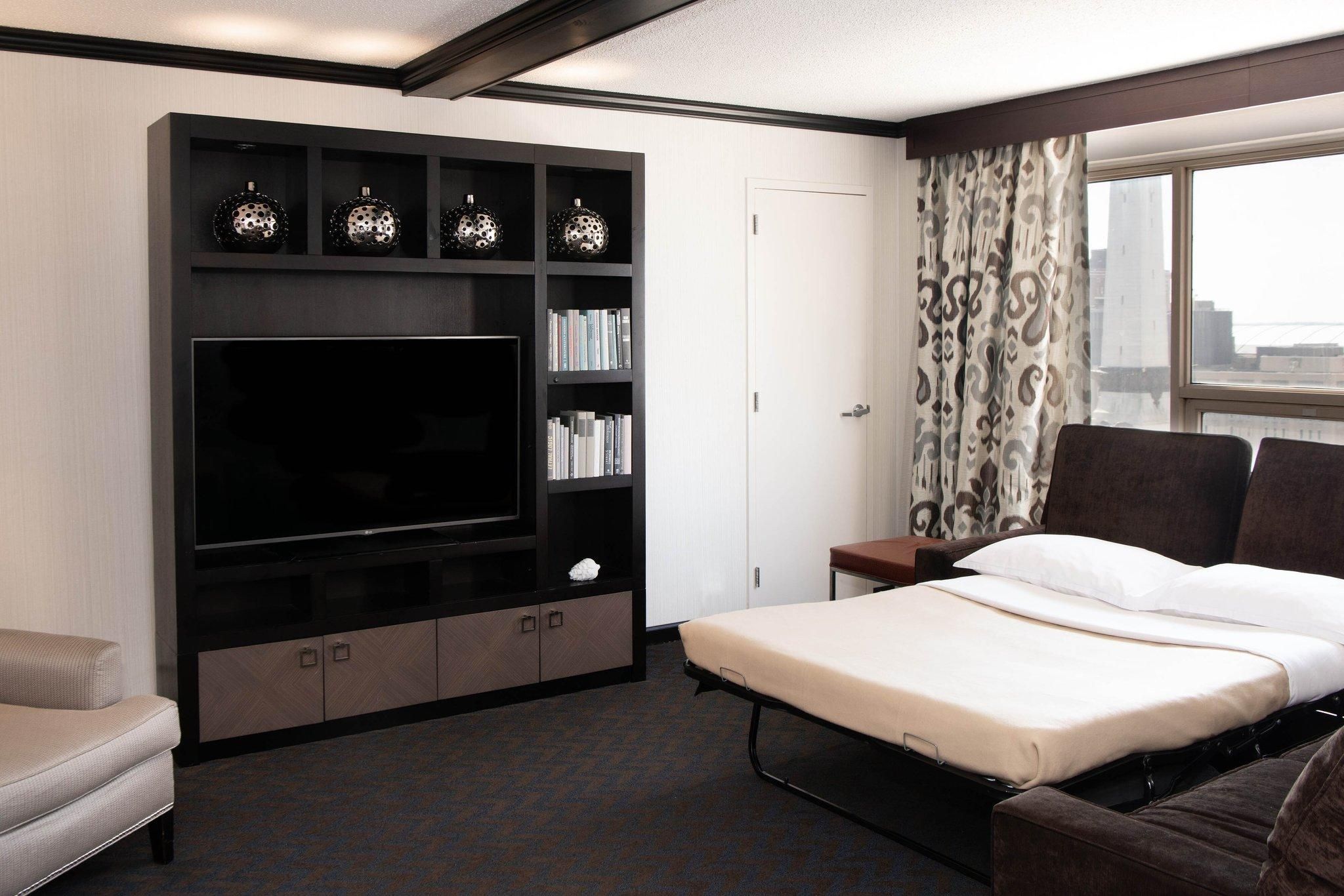 Parlor Room, Parlor, Alternate bed: sofa bed, Sofa bed