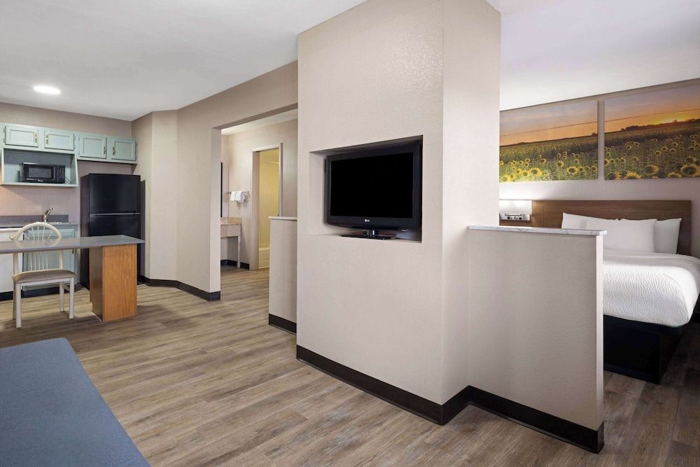 Studio Suite, 2 Double Beds, Non Smoking