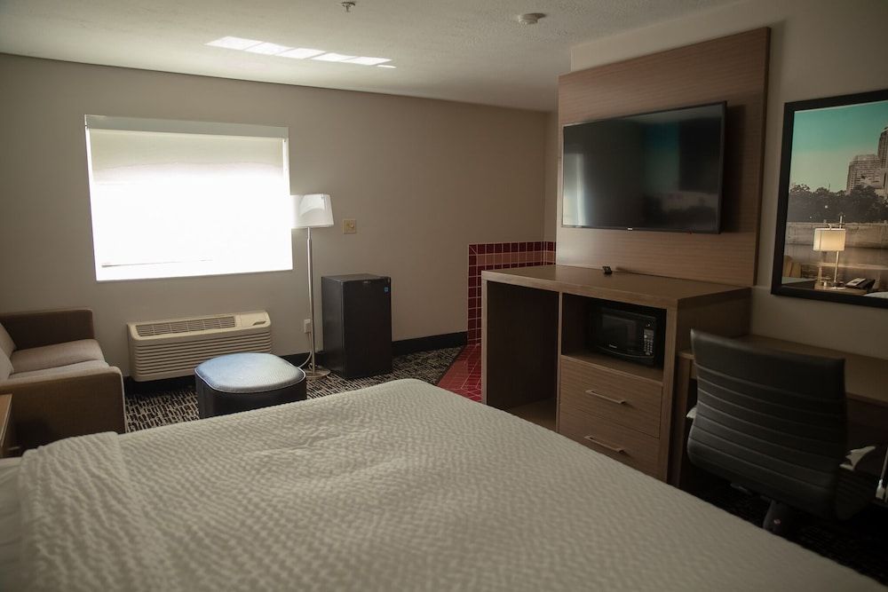 Suite, 1 King Bed with Sofa bed, Non Smoking, Hot Tub