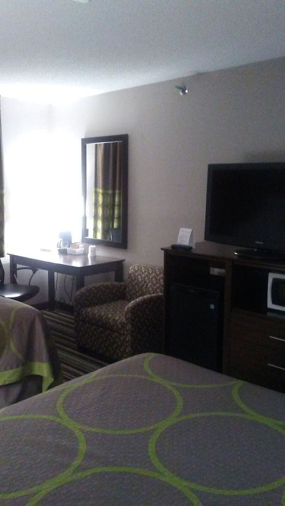 Room, 2 Queen Beds, Accessible, Non Smoking (Mobility)